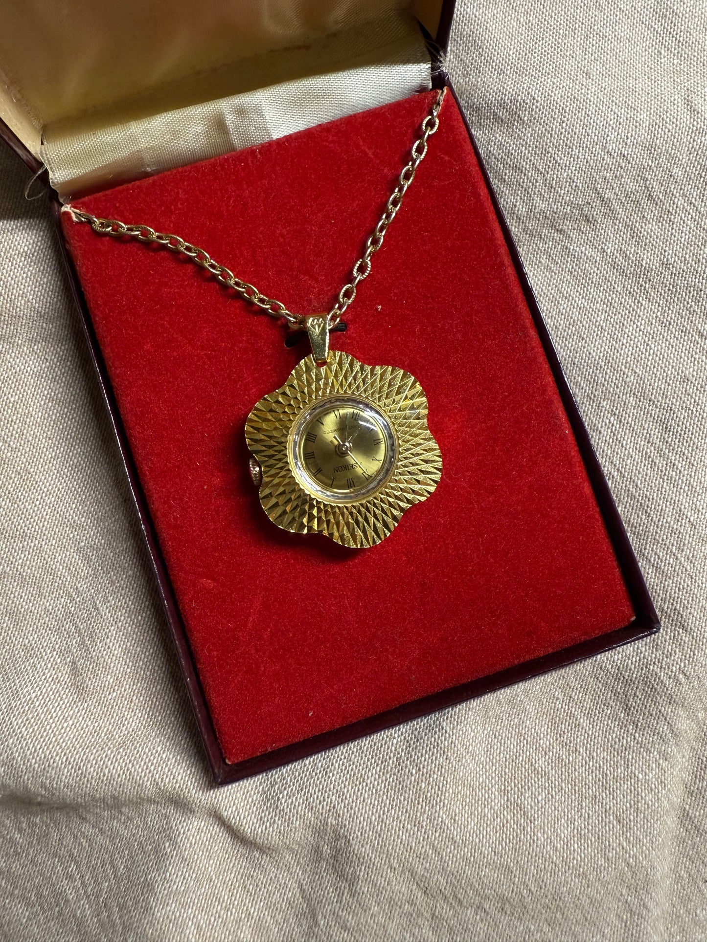Vintage Gold Aseikon Necklace Pendant Watch