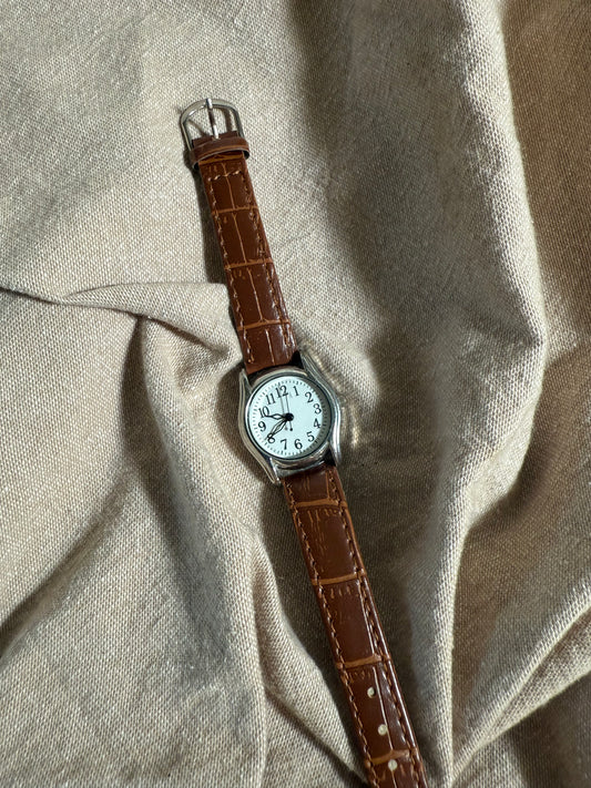 Classic Leather Vintage Watch