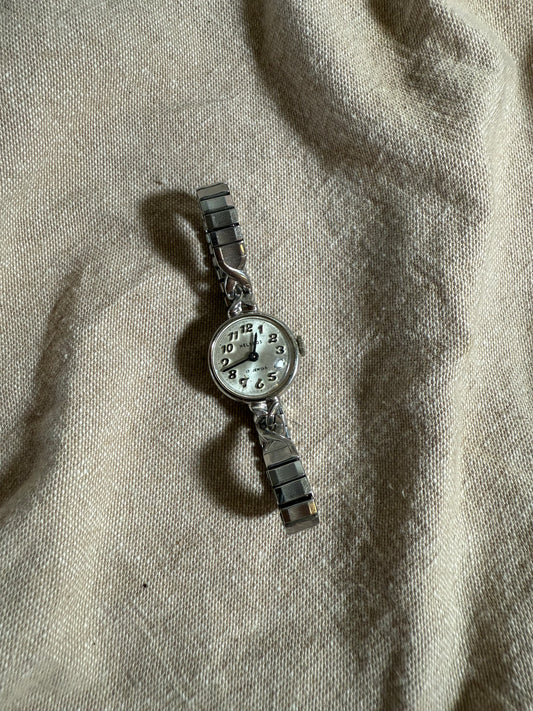 Helotes 17 Jewel Vintage Watch
